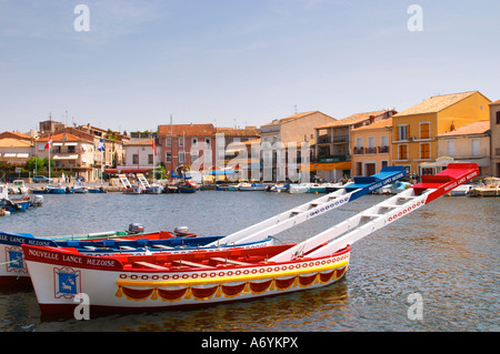 Il porticciolo in Meze. Languedoc. La Francia. L'Europa. Foto Stock