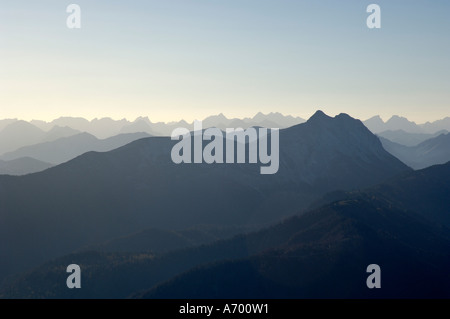 Vista dal Monte Hinteres Sonnwendjoch alle Alpi del Sud, Austria Foto Stock