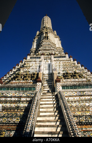 Tailandia Bangkok Wat Arun Thai tempio buddista Foto Stock