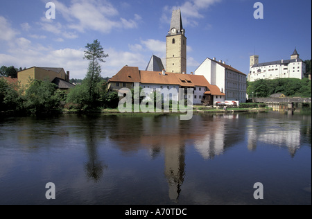 Europa, Repubblica Ceca, Boemia del Sud, Rozmberk Nad Vltavou città sopra il fiume Moldava Foto Stock