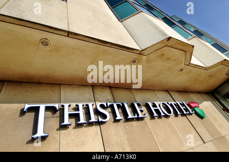 Il Thistle Hotel sul lungomare di Brighton Foto Stock