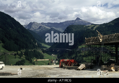 Trasporti/trasporti, strada, Austria, Brennero Autobahn, costruzione di strade, 1969, Foto Stock