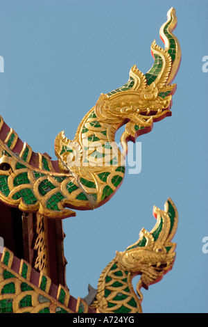 Naga finials in Wat Phrathat Doi Suthep Temple. Chiang Mai, Thailandia. Foto Stock