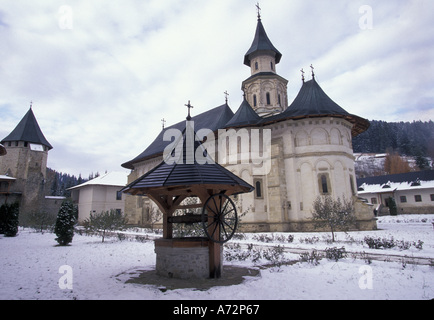 L'Europa, Romania, Putna villaggio, Monastero di Putna/chiesa costruita da Stephan il grande c. 1466 Foto Stock