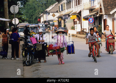 Streetscene Luang Prabhang Laos Foto Stock