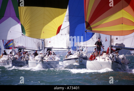 Chiudere quarto yacht racing Cowes Week Isola di Wight in Inghilterra Foto Stock