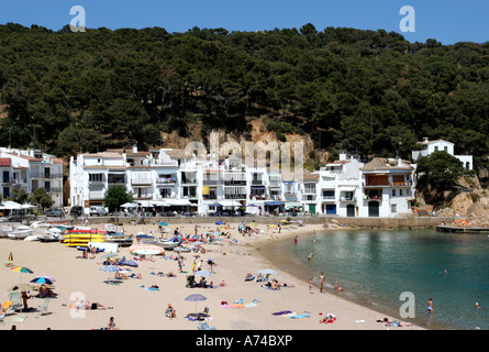 Il villaggio costiero di Tamariu sulla Costa Brava, Spagna Foto Stock