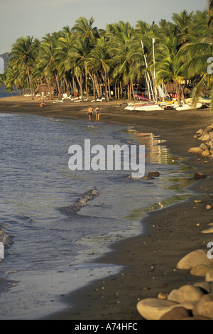 Fiji, Viti Levu, Denarau Island, la spiaggia di sabbia nera, Sheraton Royal Denarau Resort Foto Stock