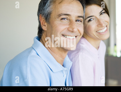Coppia matura sorridente Foto Stock