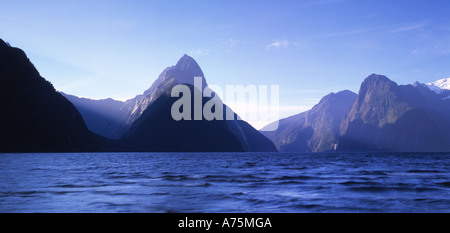 Milford Sound Parco Nazionale di Fiordland Isola del Sud della Nuova Zelanda Foto Stock