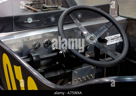 Interno di un 1923 Ford Modello T tradizionale asta a caldo a 2006 Detroit Autorama Foto Stock