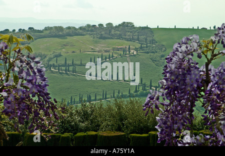 La Villa e i giardini di La Foce toscana italia resa famosa dai libri di Iris Origo Foto Stock