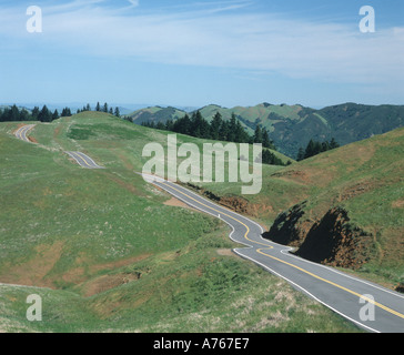 Strada tortuosa sul Monte Tamalpais a Marin County vicino a San Francisco in California Foto Stock