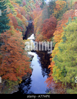 Il fiume Garry nel Pass di Killiecrankie, Perth and Kinross, Scotland, Regno Unito Foto Stock