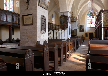 Un corridoio al Puhavaimu Holy Ghost Church, Tallinn, Estonia Foto Stock