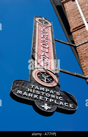 Ybor Square nella storica Ybor City di Tampa Florida FL Foto Stock