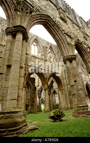 Regno Unito Galles Gwent rovine della Abbazia di Tintern Foto Stock