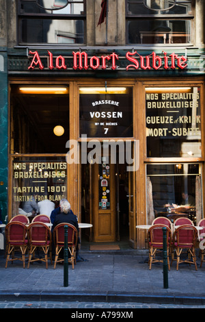 A La Mort Subite Brasserie a Bruxelles Belgio Foto Stock