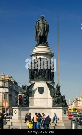 L'O'Connell monumento sulla strada dello stesso nome - Dublino la più ampia strada transitabile - Irlanda Foto Stock