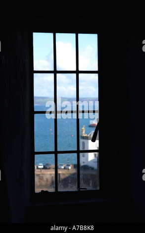 Vista dal Tudor casa di mercanti tardo XV secolo town house in Tenby Pembrokeshire West Wales UK Foto Stock