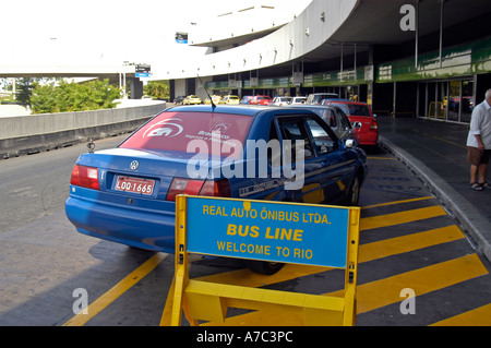 Taxi all'aeroporto di Rio de Janeiro, Brasile Foto Stock