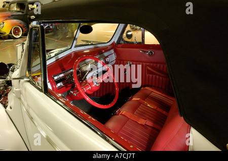 Interno del 1940 Ford tradizionale asta a caldo del 2007 a Detroit Autorama Foto Stock