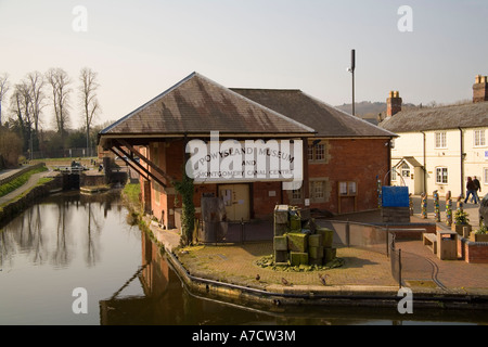 WELSHPOOL POWYS MID WALES UK Aprile Powysland il museo ospitato in un ex magazzino a lato del canale di Montgomery Foto Stock