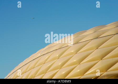 Monaco di Baviera, GER, 12. Ottobre 2005 - Facciata di Monaco di Baviera Allianz-Arena Foto Stock