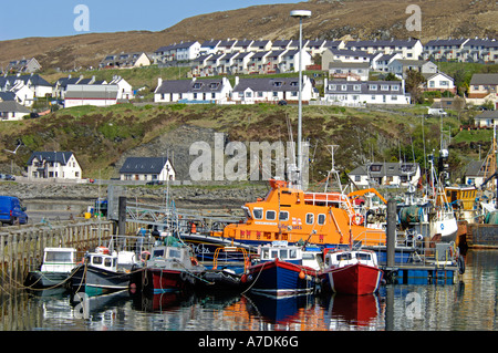 Mallaig Harbour Porto di pesca e Stazione di salvataggio Lochaber Highland Regione Inverness-shire Scotland XPL 6334 Foto Stock