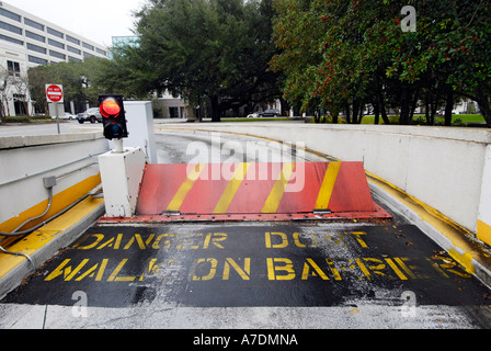 Barriere per parcheggi per il Tallahassee Florida State Capitol Building Foto Stock