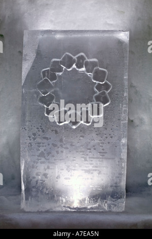 Sculture di ghiaccio in hotel di ghiaccio a Jukkasjärvi nella regione artica della Svezia settentrionale Foto Stock