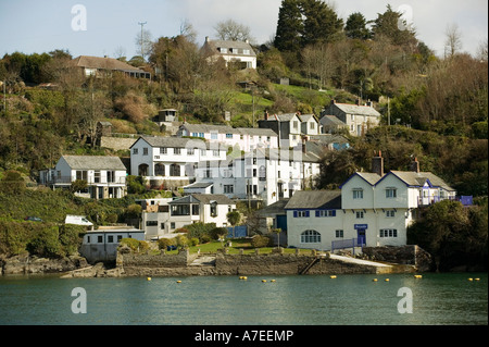 Daphne Du Maurier's house 'Ferryside' attraverso il fiume da Fowey, Cornwall Foto Stock