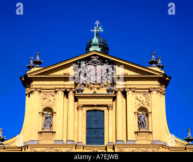Chiesa Theatinerkirche Monaco di Baviera Germania Foto Stock