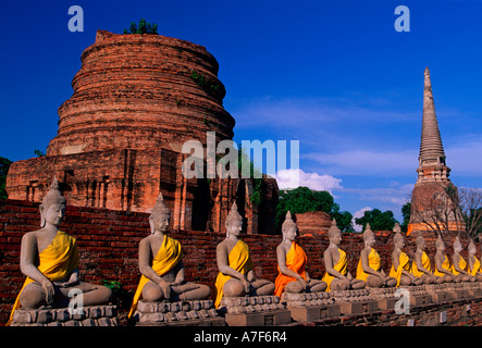 Thai statua del Buddha, statua del Buddha, Wat Yai Mongkol Chaya, Ayutthaya, Provincia di Ayutthaya, Thailandia, Sud-est asiatico, in Asia Foto Stock