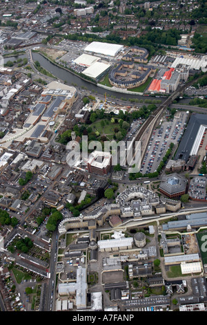 Elevato livello obliquo di vista aerea ovest di superstore Royal Mail Depot Maidstone Kent ME14 Inghilterra REGNO UNITO Foto Stock