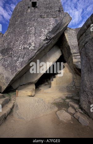 SA, Perù, Machu Picchu, la tomba reale, nelle rovine Foto Stock