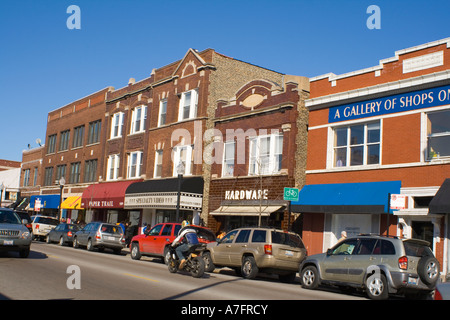 La strada principale del vecchio quartiere svedese Andersonville, Chicago IL USA Foto Stock