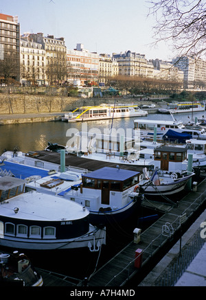 Parigi, Port de l' Arsenal, navi e imbarcazioni Foto Stock