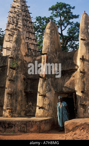 Grande Mosquée nel sahel stile architettura di fango, Bobo Dioulasso, Burkina Faso Foto Stock