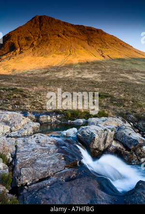 Fata per piscine di Coire na Creiche Black Cullin Minginish Skye Scozia Scotland Foto Stock