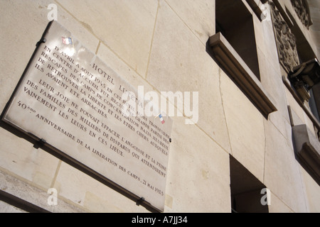 Memoriale di guerra sul Hotel Lutetia sul Boulevard Saint Germain Parigi Francia Foto Stock