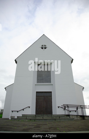 L'ingresso anteriore nella chiesa Skalholt Islanda Foto Stock