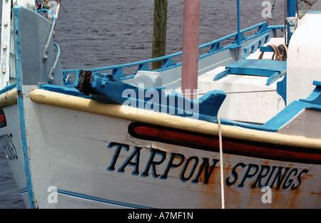 Tradizionale spugna greca diving imbarcazioni attraccate al Greco Docks di spugna in Tarpon Springs Florida USA Foto Stock