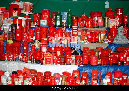 Collezione di modelli e di giocattoli postboxes REGNO UNITO Foto Stock