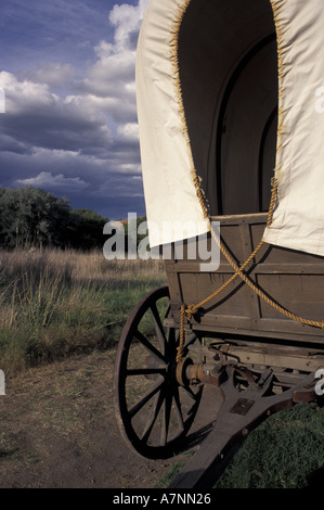 Stati Uniti d'America, WA, Walla Walla, Whitman missione NHS, carro coperto su Oregon Trail, Lewis e Clark Trail Foto Stock