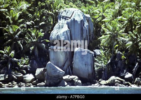 Spiaggia con scogli di granito, Seychelles, La Digue Foto Stock