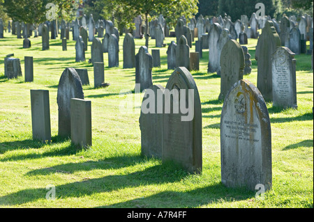 Lapidi del cimitero Cathays Cardiff South Wales UK Foto Stock