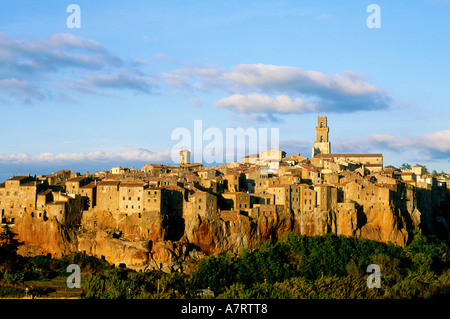 L'Italia, Toscana, Maremma, Villaggio troglodita di Pitigliano, situato nella regione di Grosseto Foto Stock