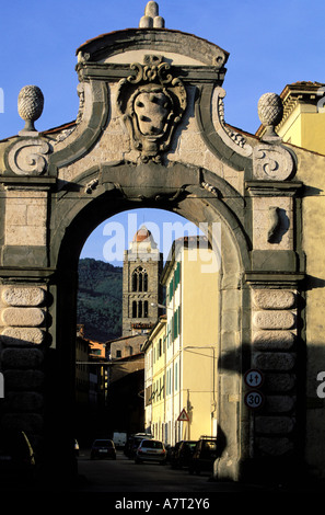 L'Italia, Toscana, il villaggio di Pescia Foto Stock