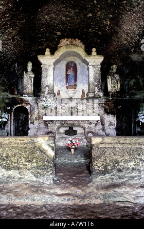 Francia, Charente Maritime, Mortagne (sur Gironde, monolito eremo di San Marziale Foto Stock